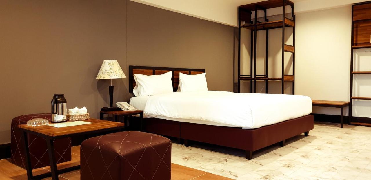 The Canal Hotel Bangkok Zewnętrze zdjęcie